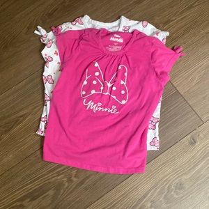 Pink pair of minnie 4T t-shirts